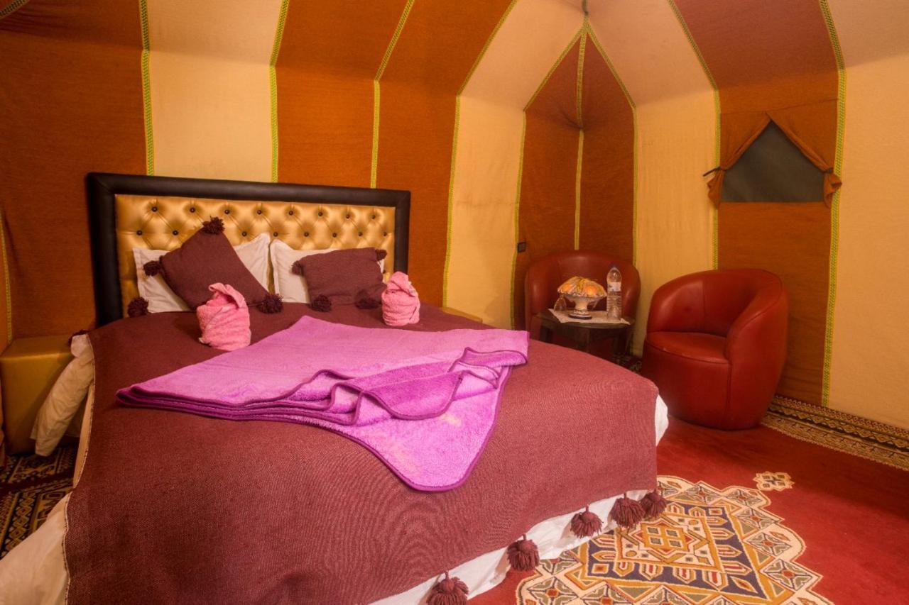 ホテル Ammar Luxury Camp メルズーガ エクステリア 写真
