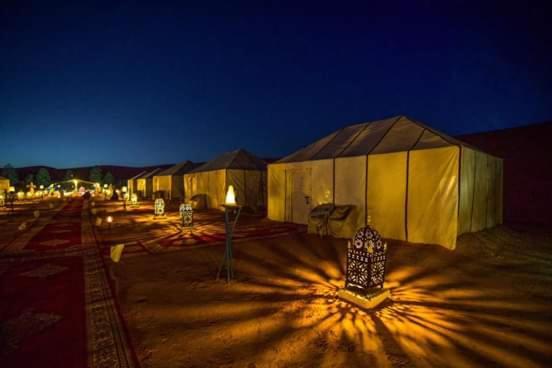 ホテル Ammar Luxury Camp メルズーガ エクステリア 写真