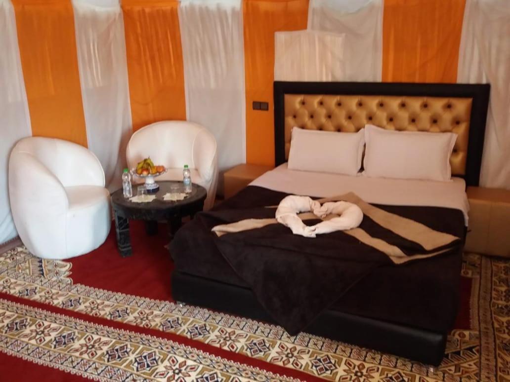 ホテル Ammar Luxury Camp メルズーガ エクステリア 写真