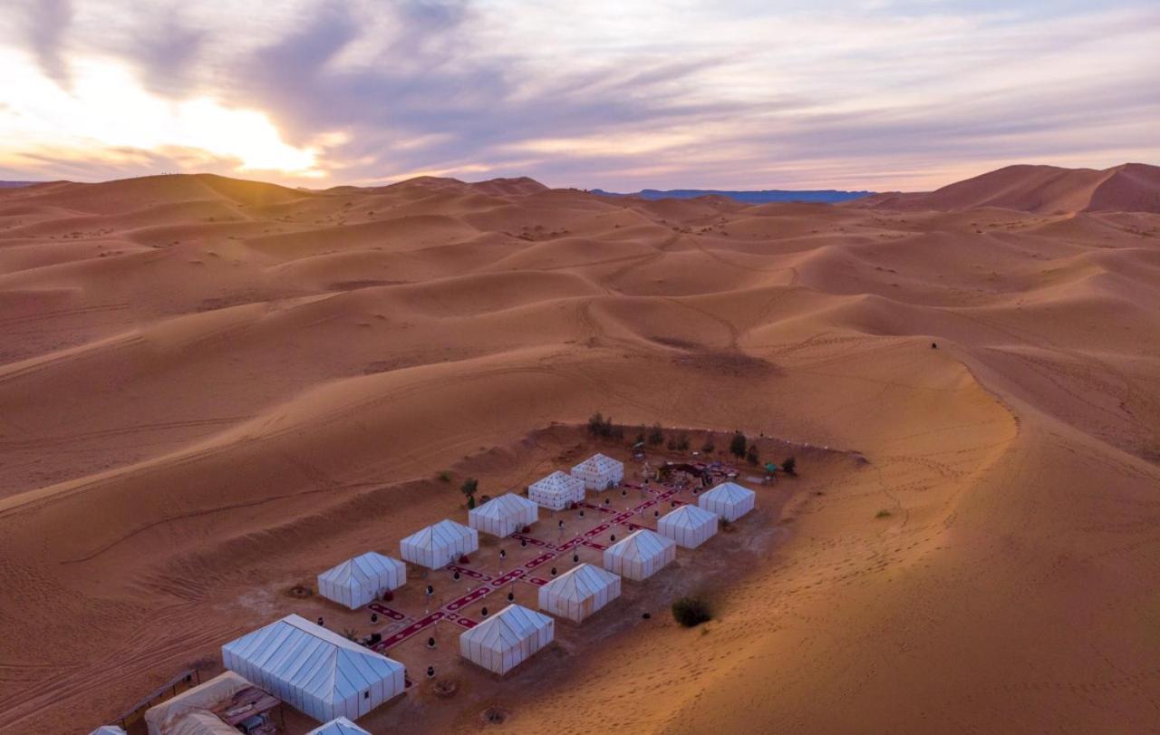 ホテル Ammar Luxury Camp メルズーガ エクステリア 写真