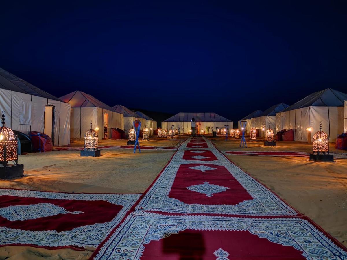 ホテル Ammar Luxury Camp メルズーガ エクステリア 写真