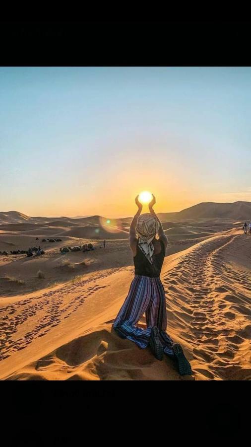 ホテル Ammar Luxury Camp メルズーガ エクステリア 写真