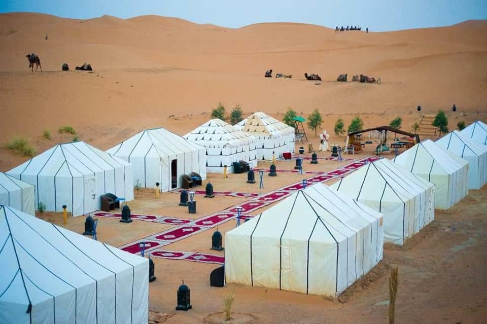 ホテル Ammar Luxury Camp メルズーガ エクステリア 写真